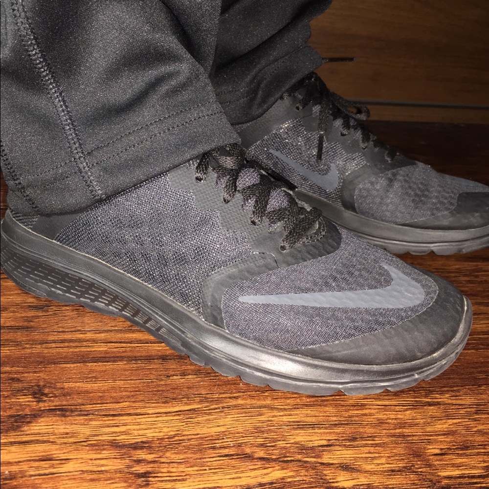Women’s Nike shoes
